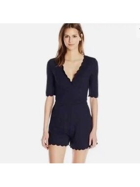 French Connection NWT Beau Scalloped navy shortsleeved feminine romper size 4